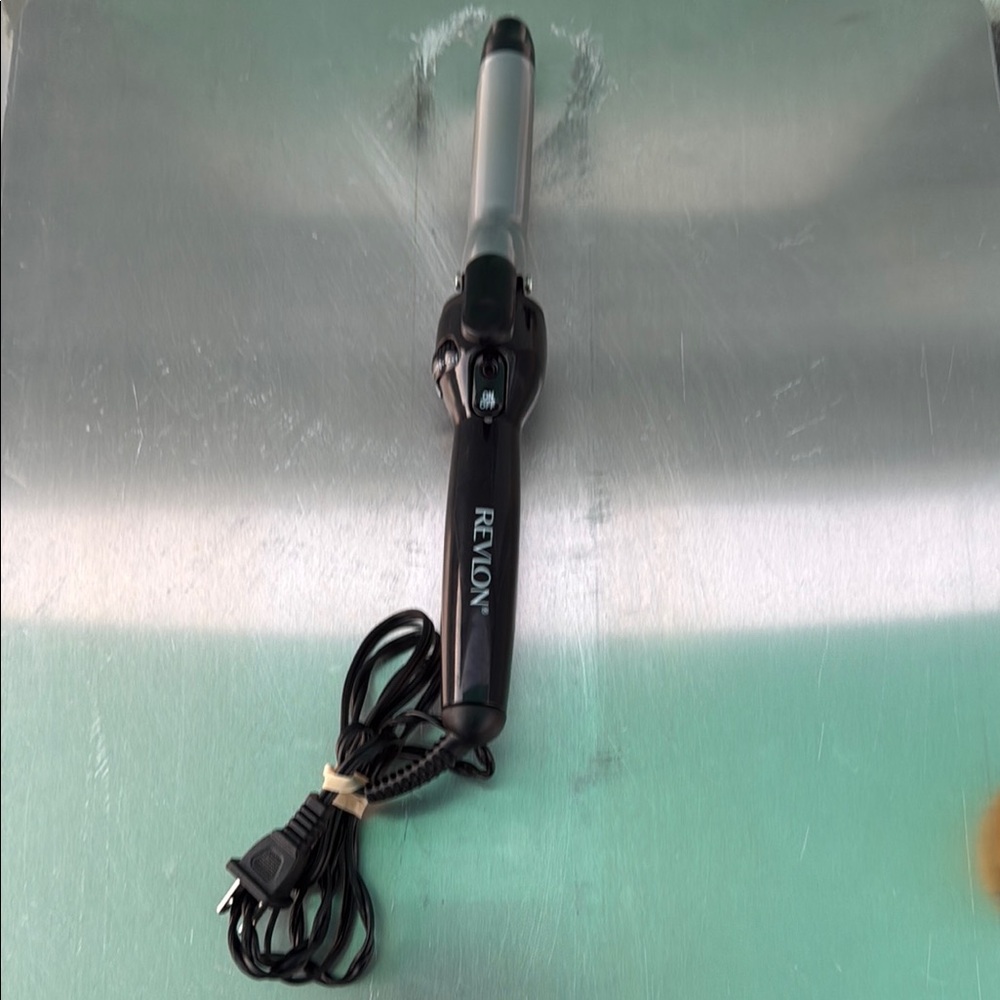 Revlon Black and Silver Curling Iron